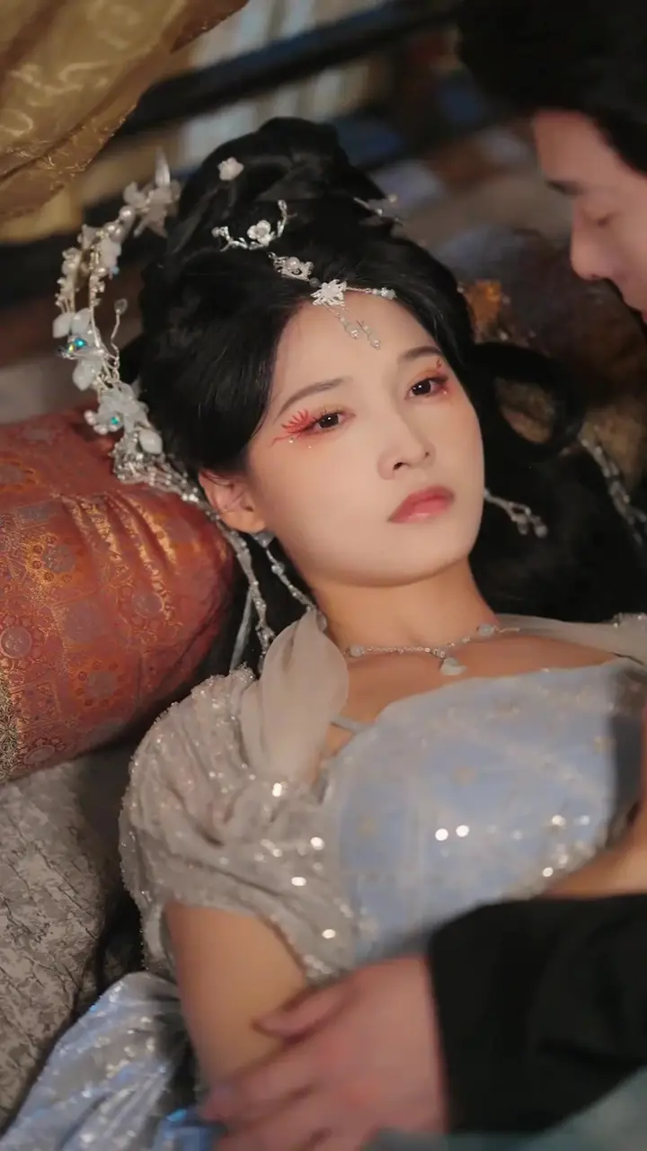 Wanna Be Empress? Be My Guest. Episode 32