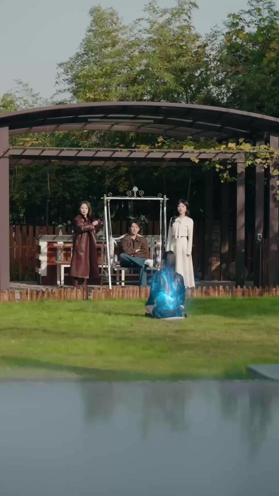 No Kiddin', This Bodyguard's Way Too Strong