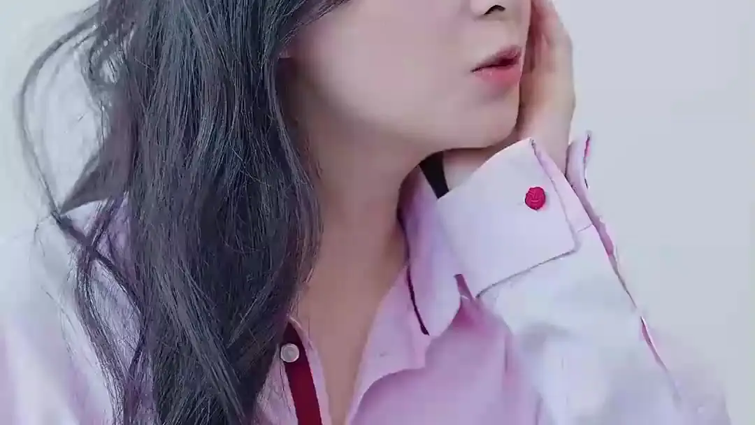 The Heiress He Threw Away: A Pink Shirt, a Slap, and the Silence Between Them