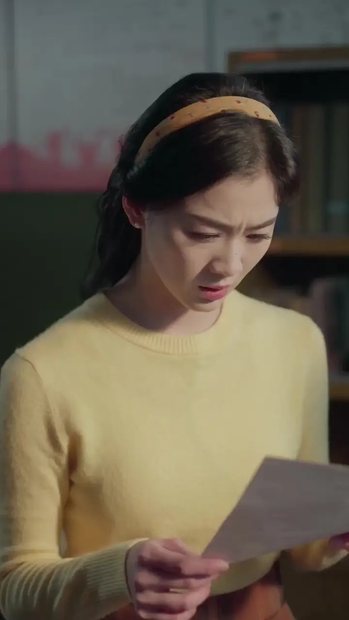 (Dubbed)She Who Carves the Dawn Episode 36