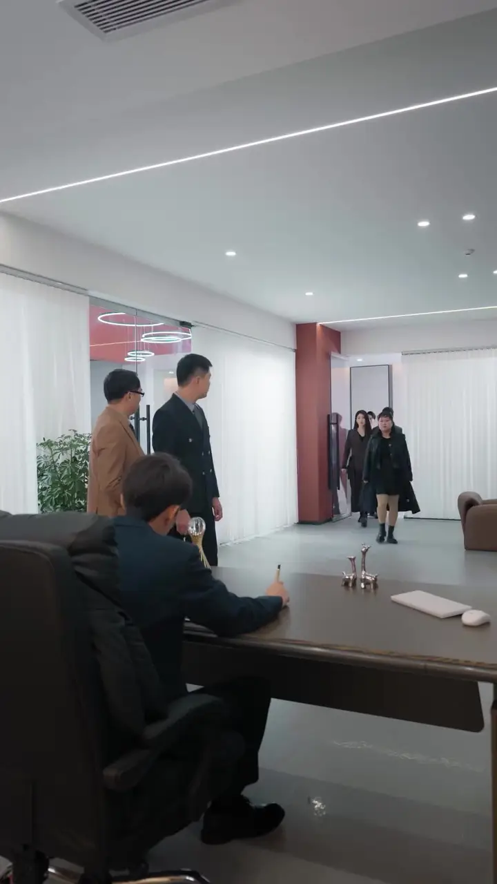 (Dubbed)Sorry, Female Alpha's Here Episode 34