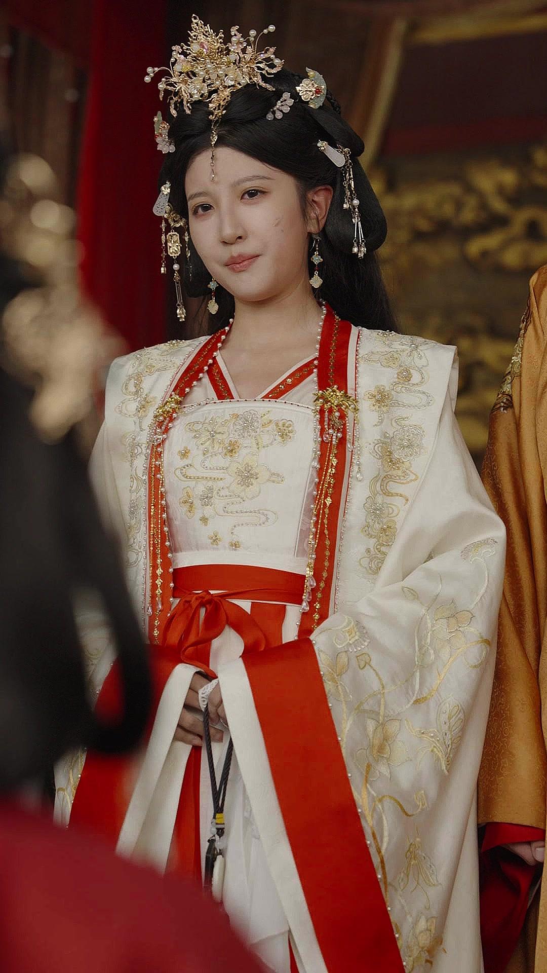 Hands Off My Father, Concubine!