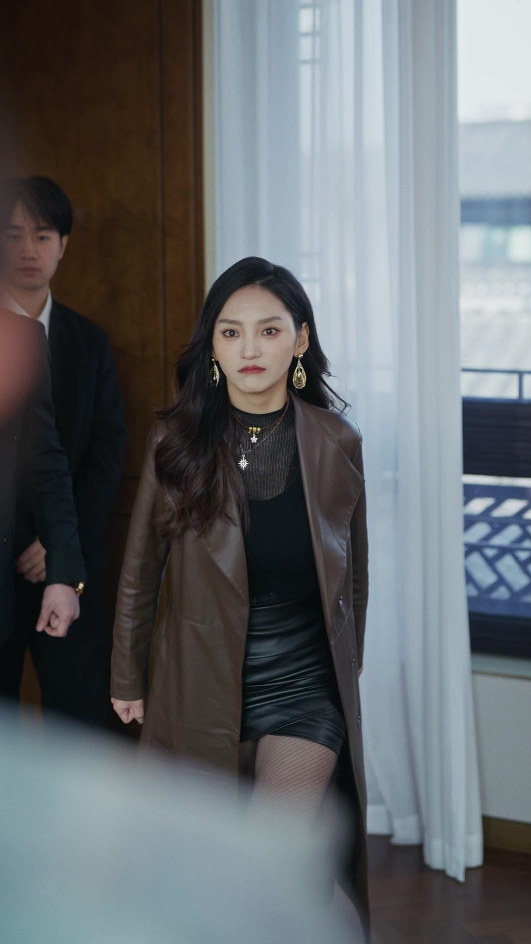 어둠을 뚫는 진주