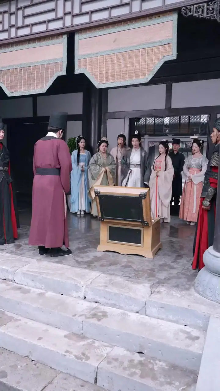(Dublajlı) Masayı Deviren Adam Bölüm 41