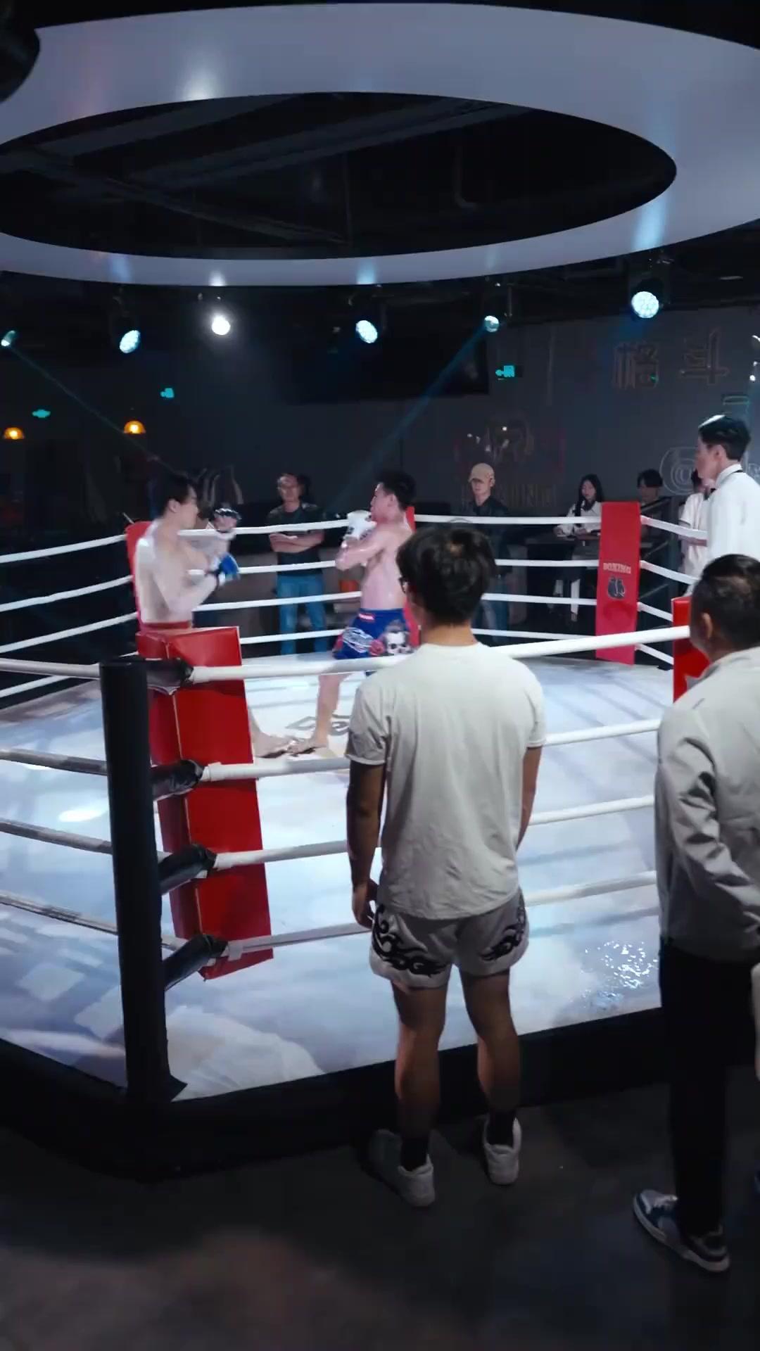 OMG! The Boxer King is Back!