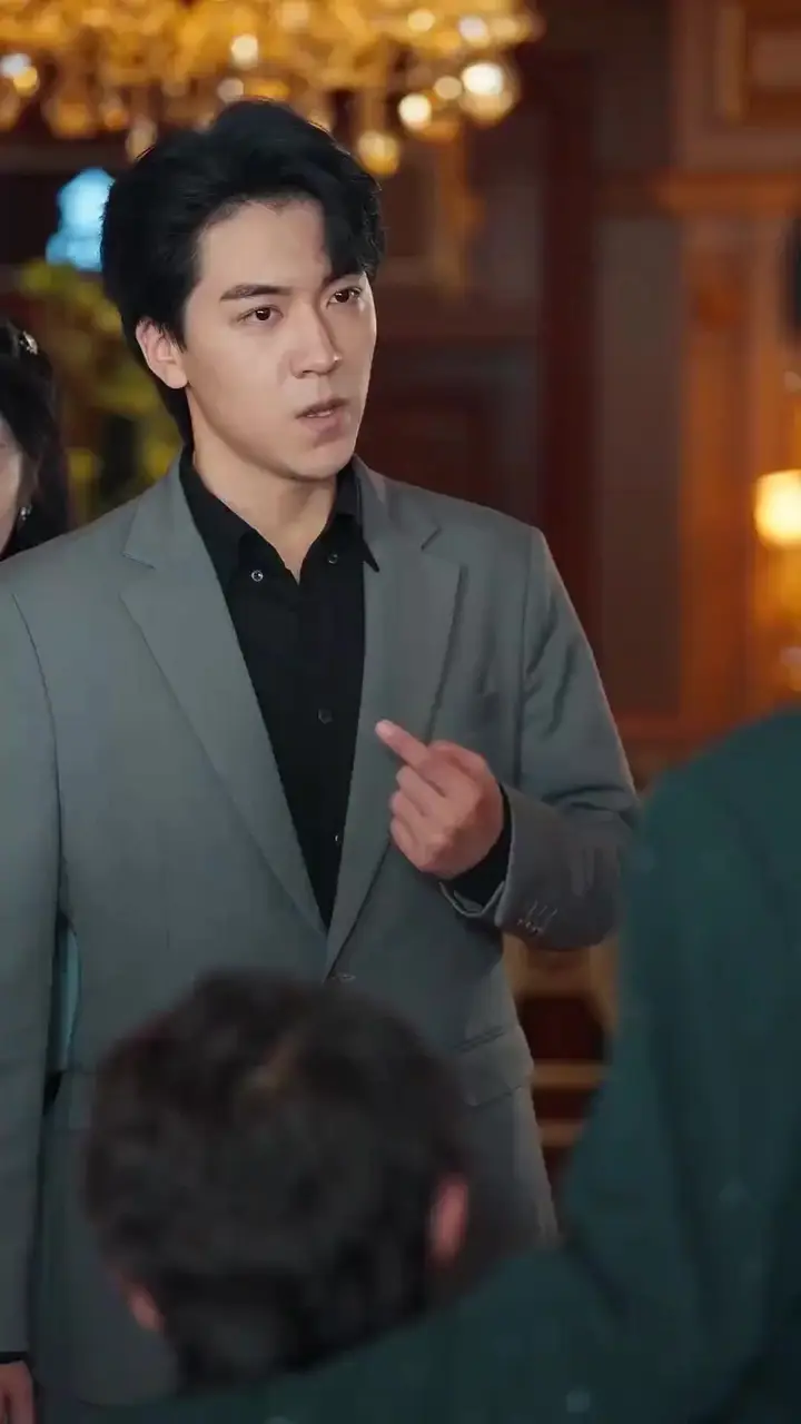 (Dubbed)Her Ex Is a Tech Tycoon Episode 15