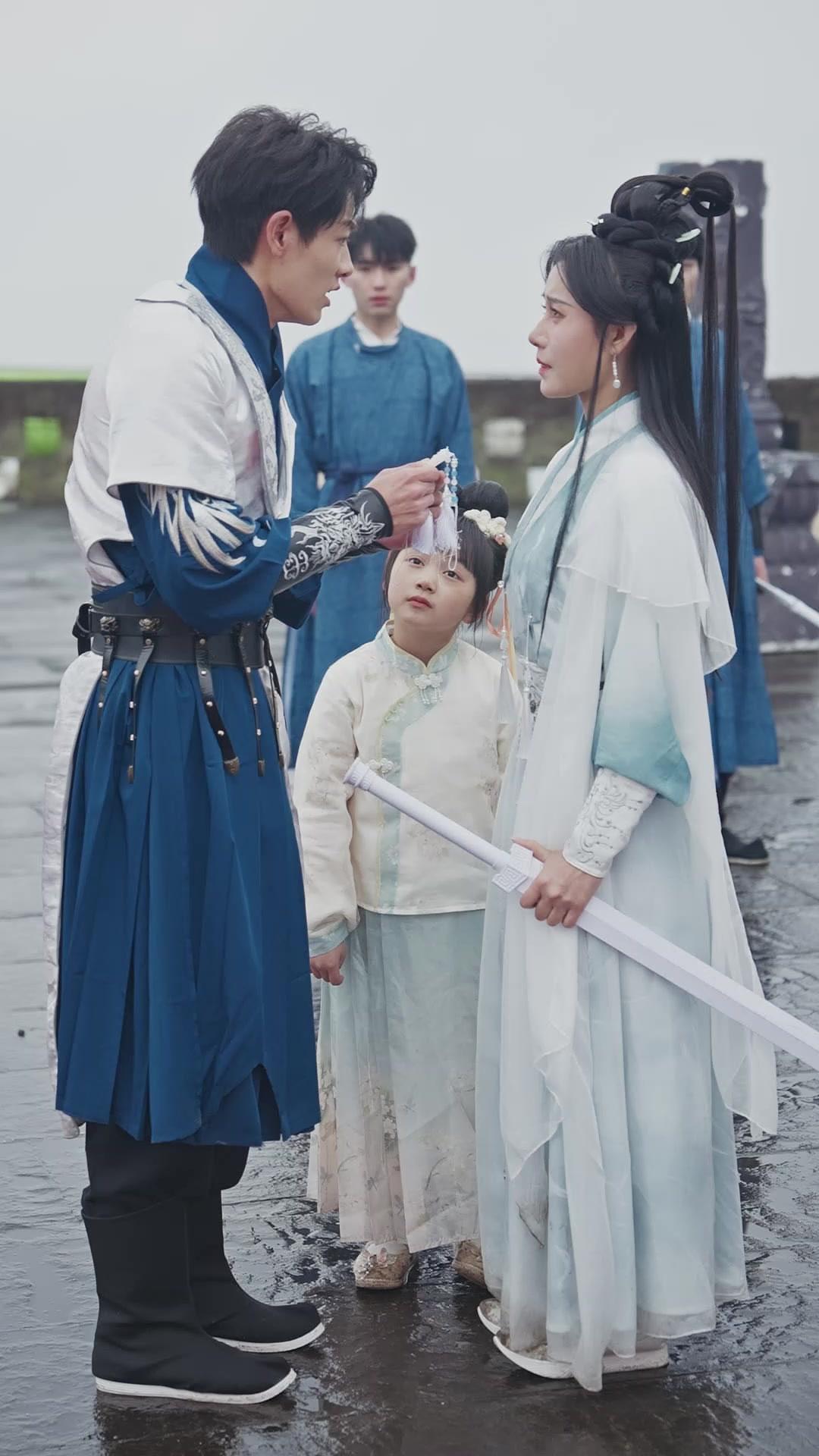 Loser? Martial World Knelt!