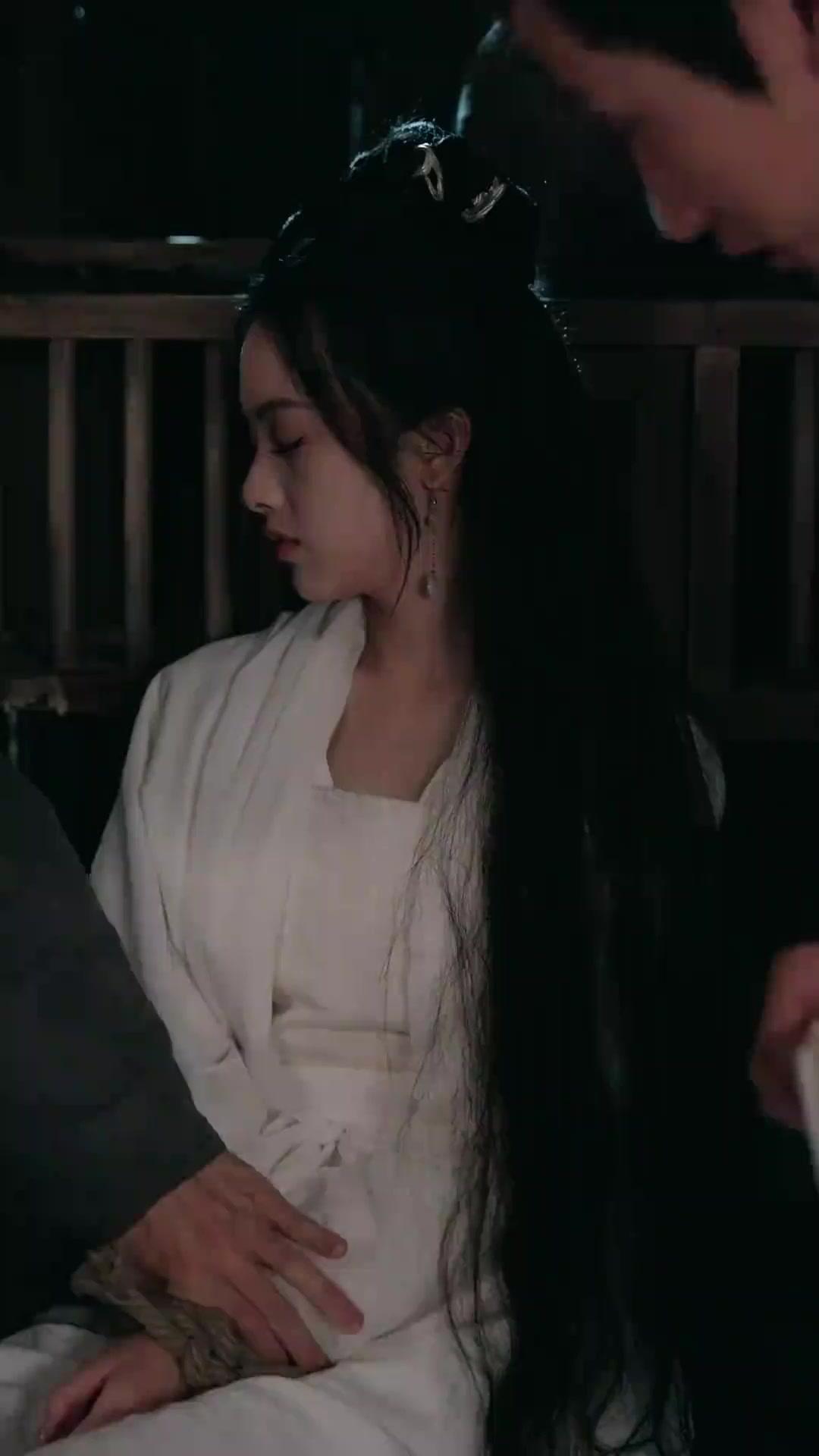 Your Majesty… I’m Just a Courtesan!