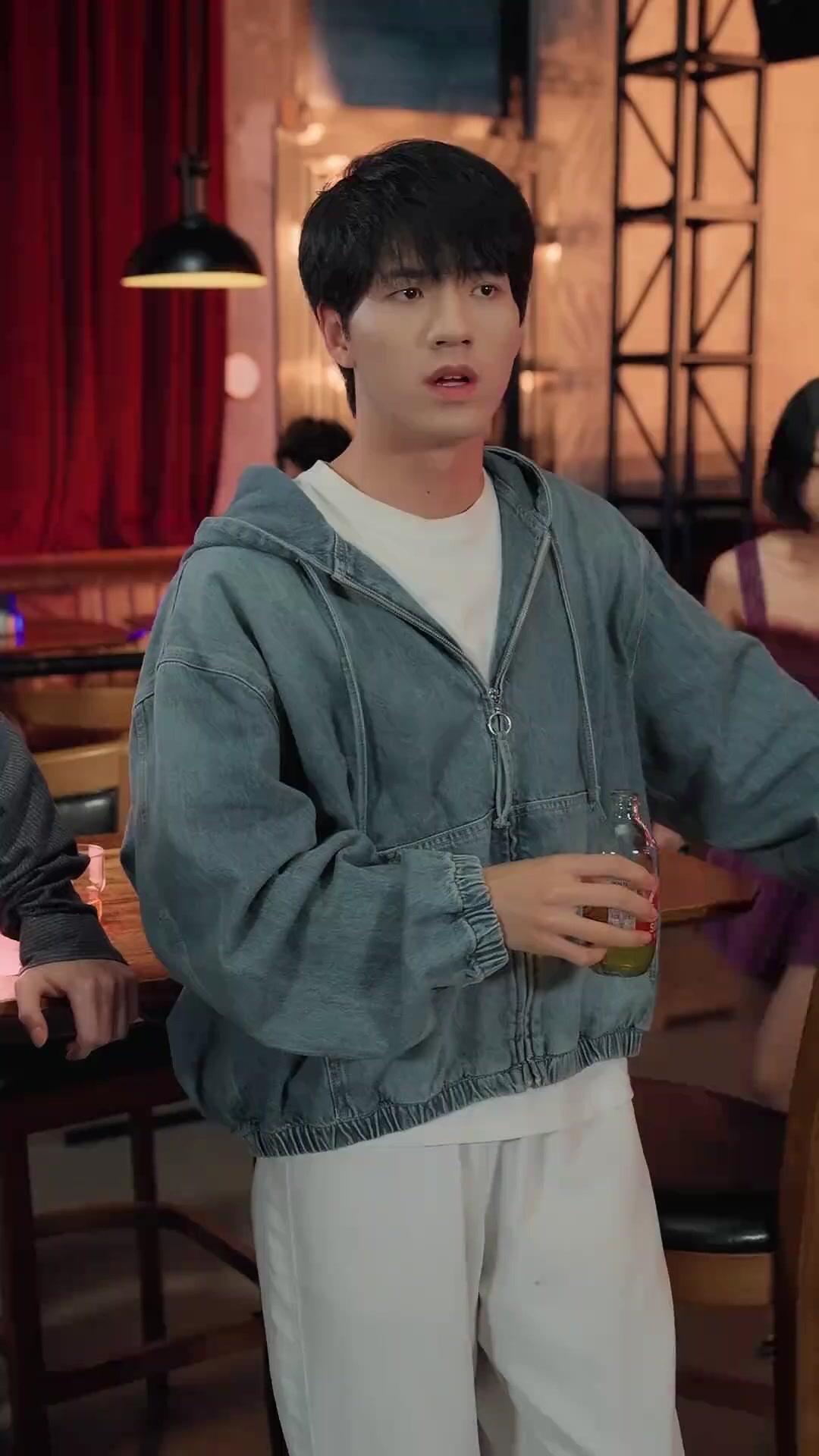 (더빙)차인 그날, 여대표님과 결혼했다