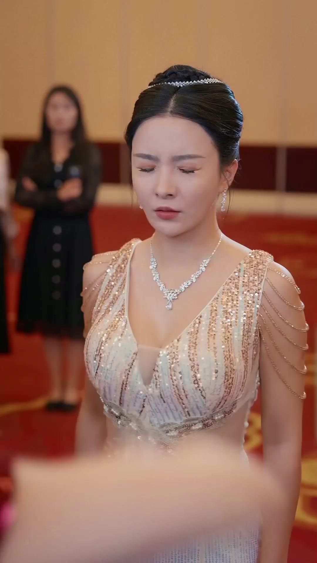 Oops! I Got a Billionaire Wife!