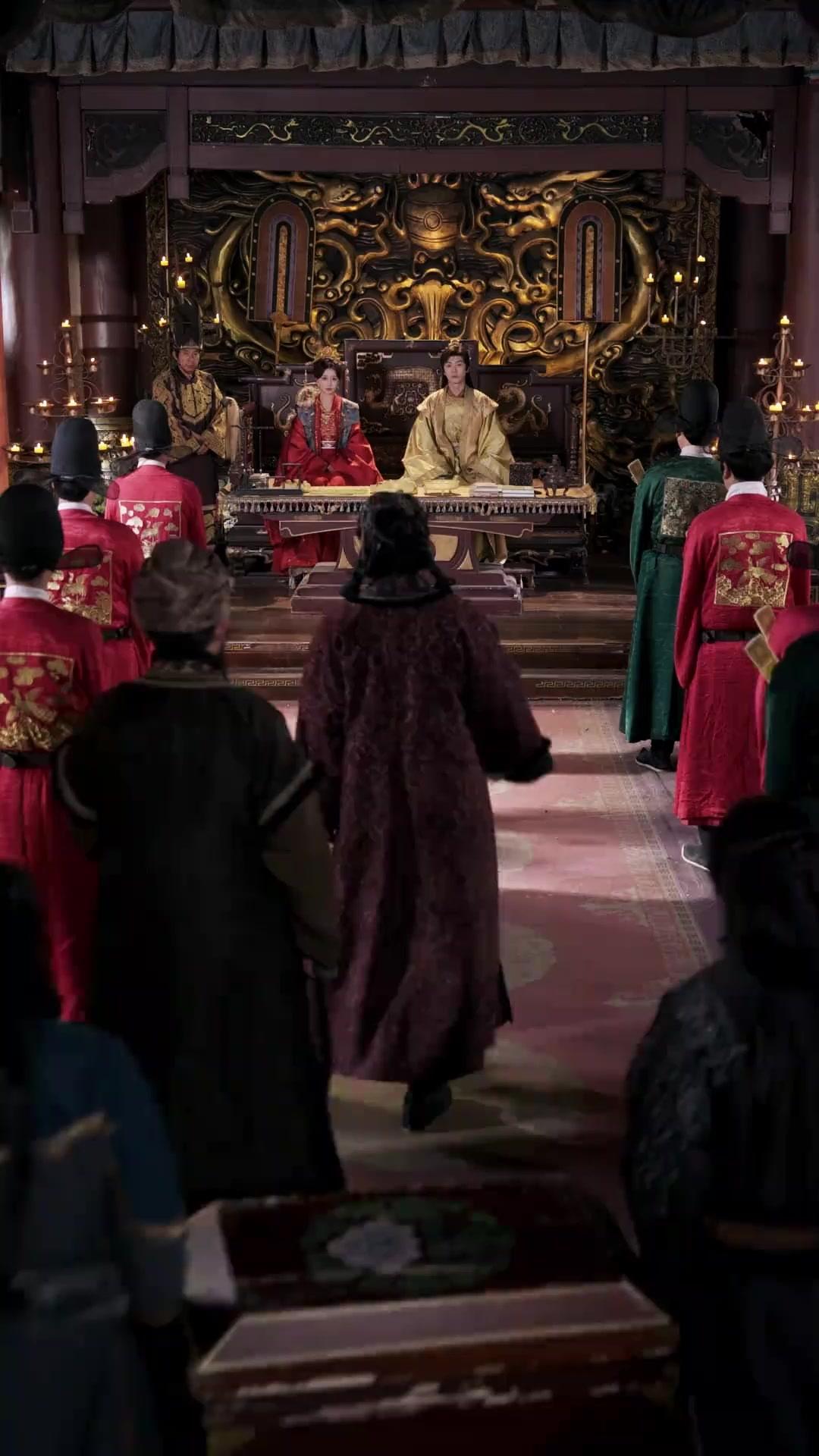 Bye, Fallen Empress! I Run the Palace Now!