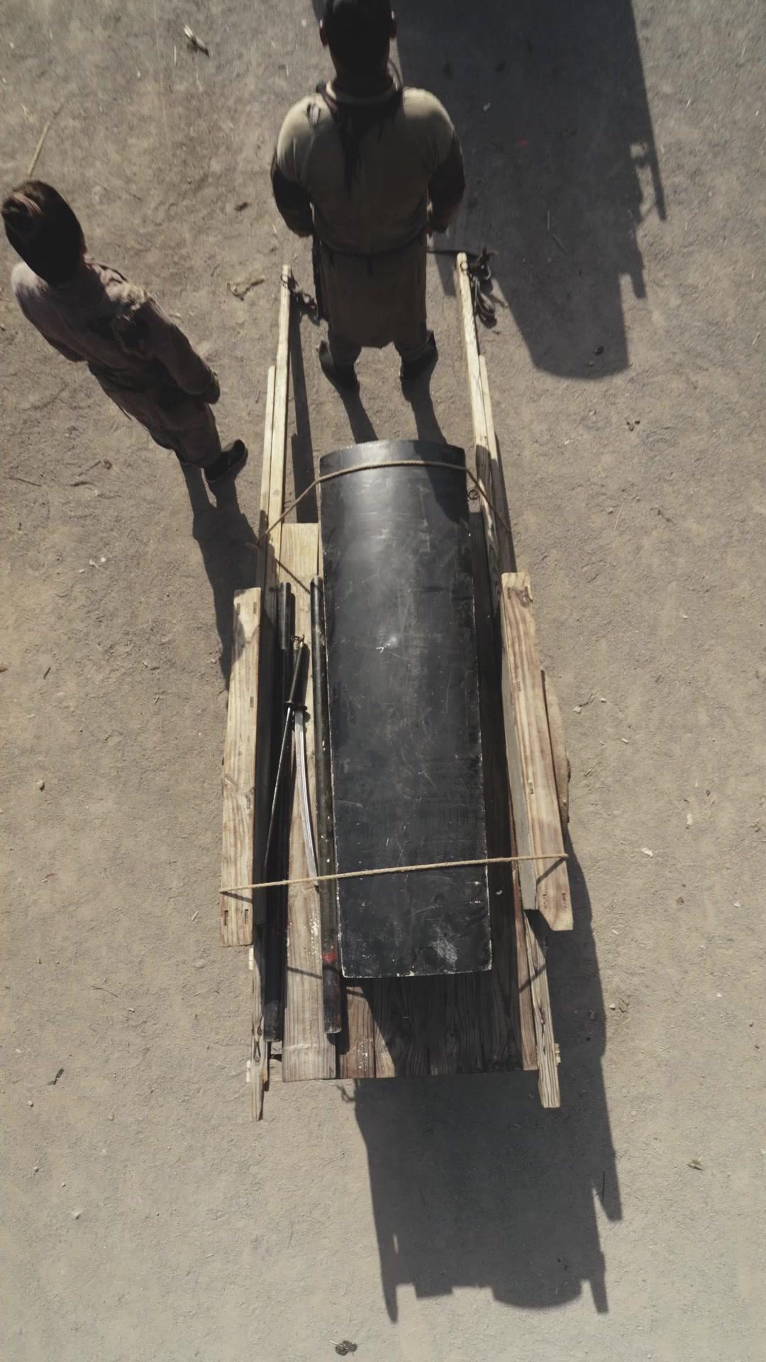Bandido y general a la vez