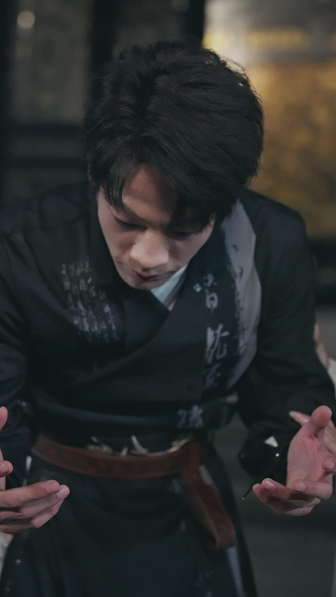 Loser? Martial World Knelt!