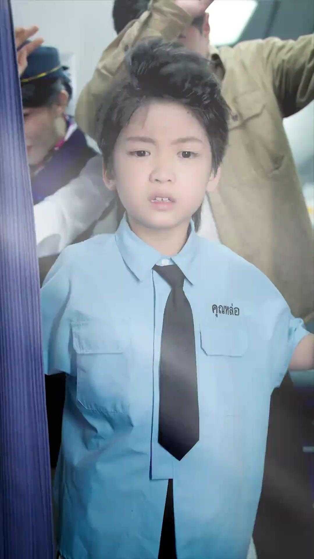 ¡El piloto tiene 8 años!