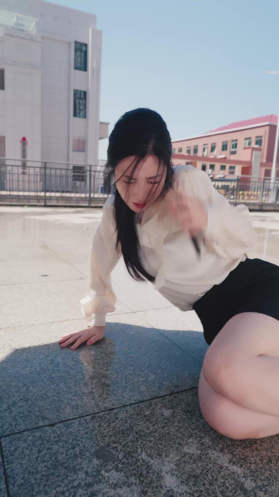 法袍之內的專屬寵溺