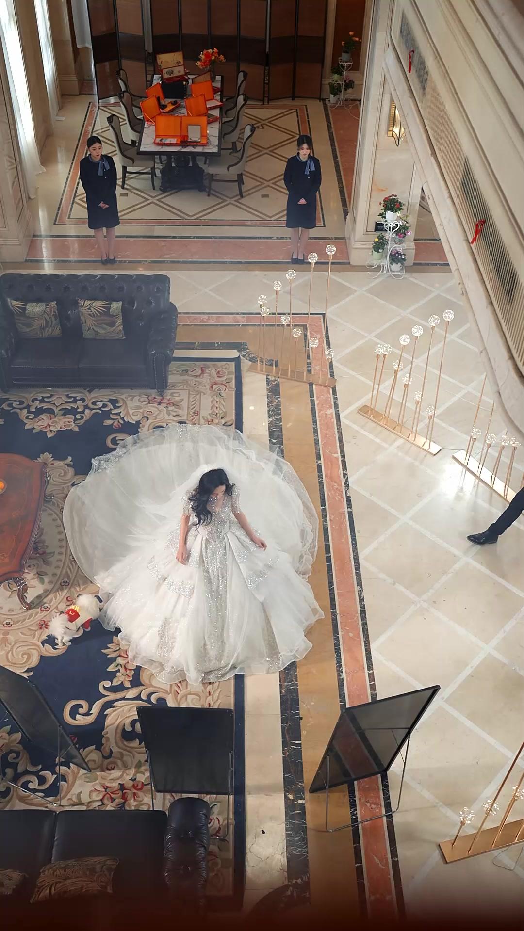 Del abandono al esposo perfecto