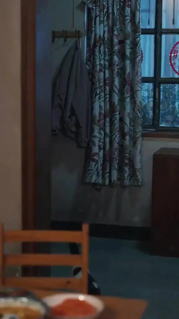(Dublajlı)Sahte Zengin Kız, Gerçek Kraliçe Bölüm 16