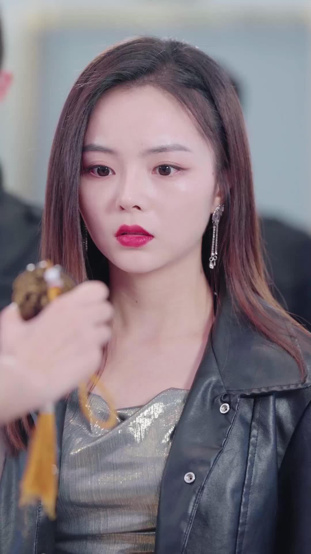 The Billionaire Ex-Wife Strikes Back
