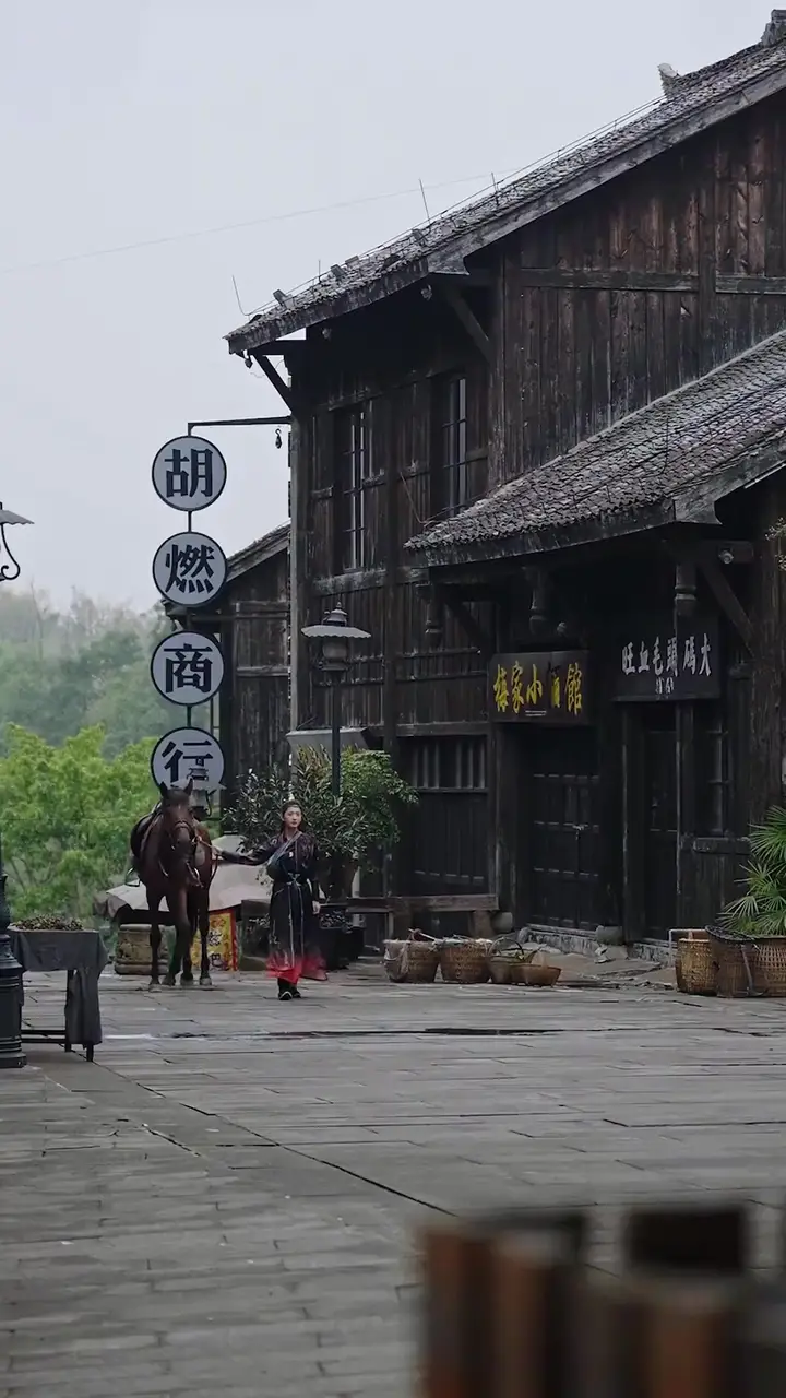 (Dubbed)Her Spear, Their Tear Episode 30