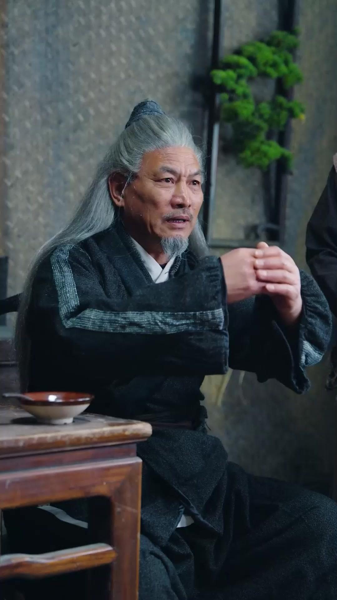 青山依舊