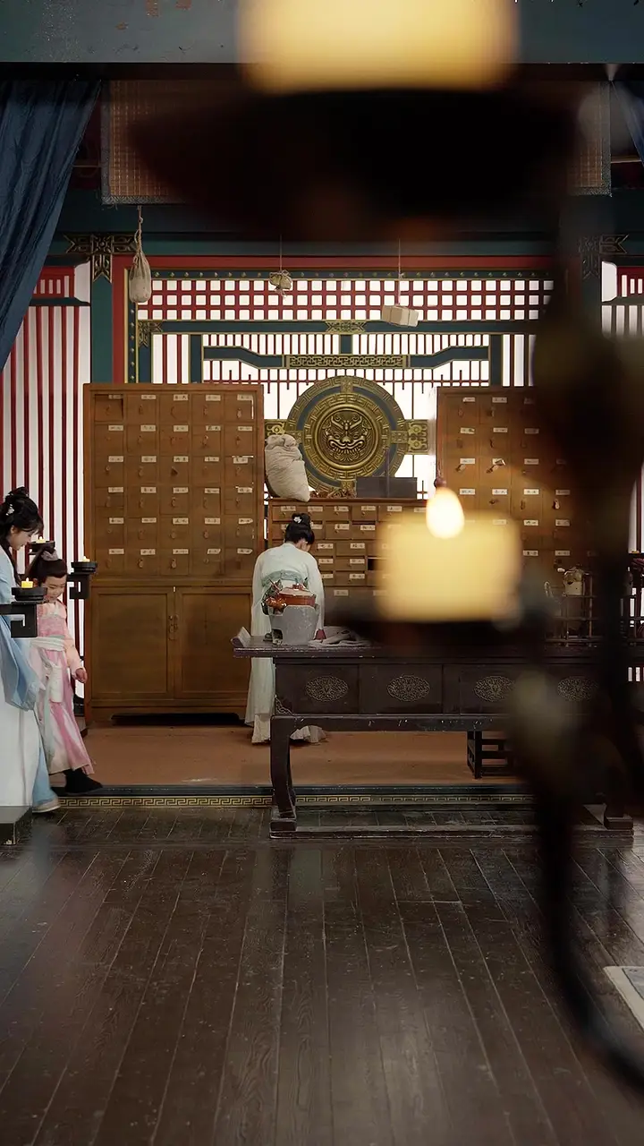 Catch Her, Your Majesty! Episode 8