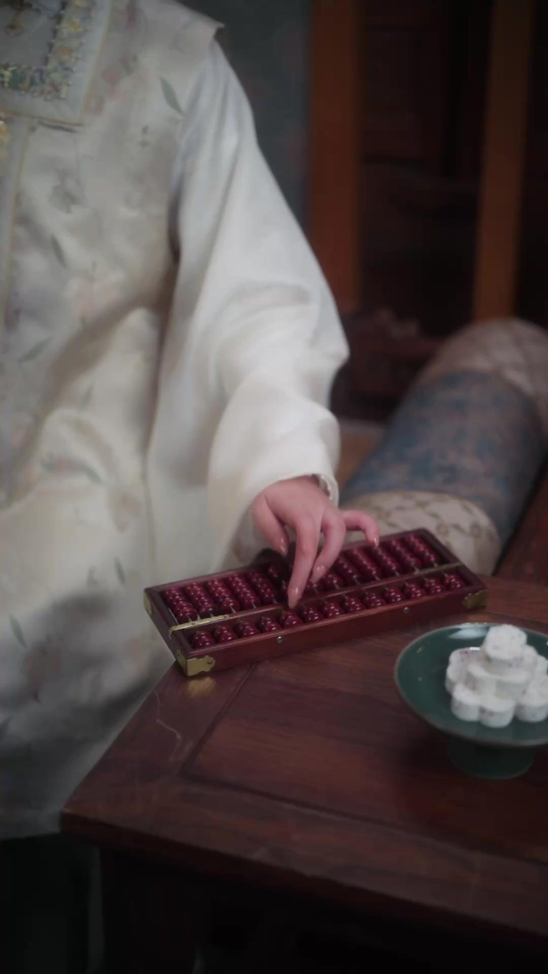 鴛鴦各枝棲
