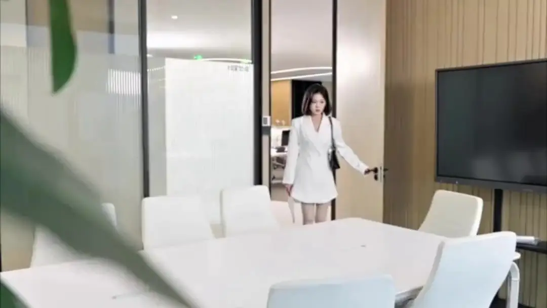 (Dubbed) Ugh! My Clingy Psycho Needs Cuddles Again: The Boardroom Trap