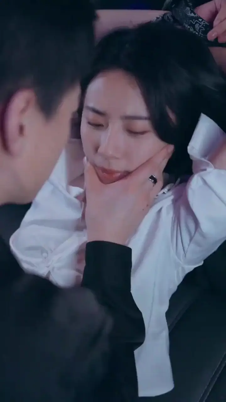 (Dubbed)Forbidden Desire Episode 23