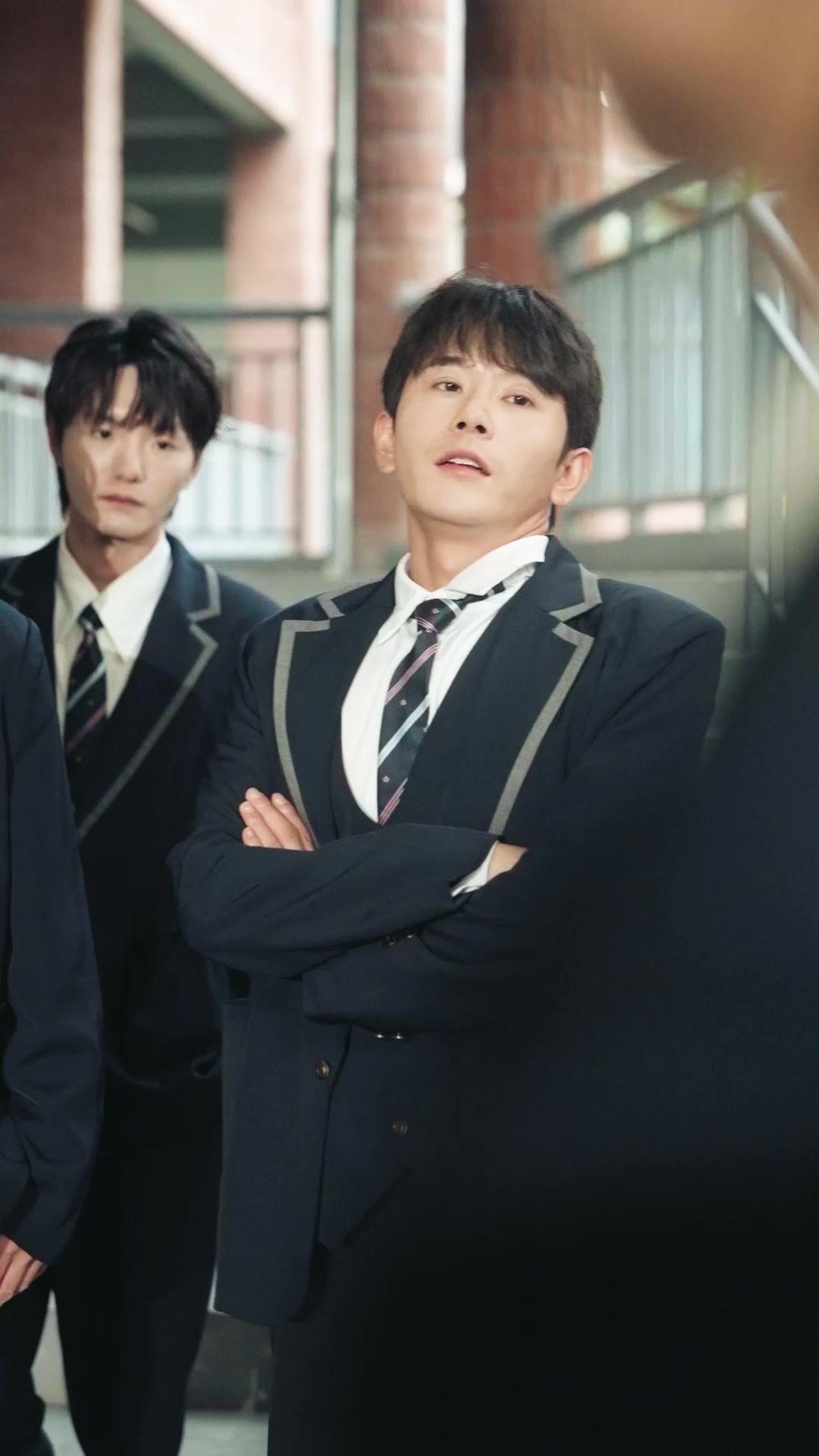 Ms. Hot: That's My Deadly Teacher!