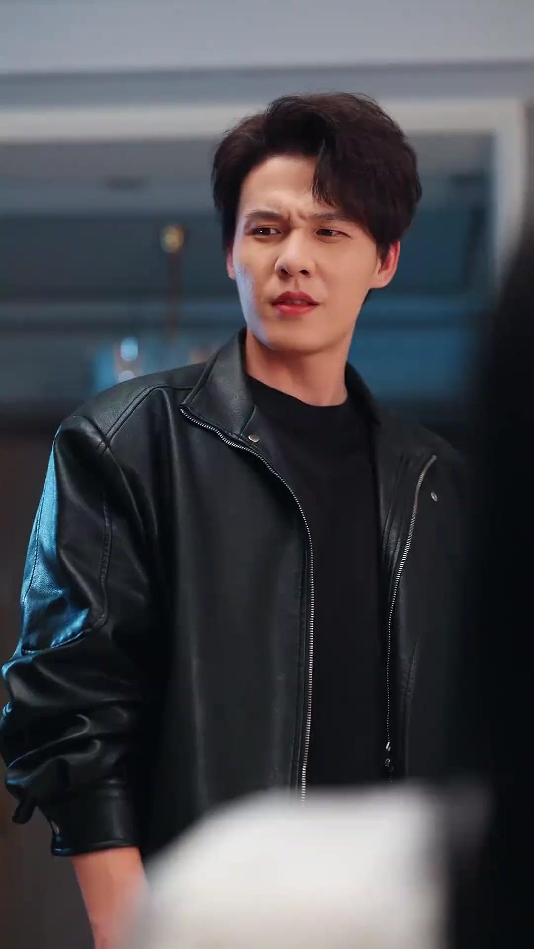 The Bodyguard I Hated & Loved