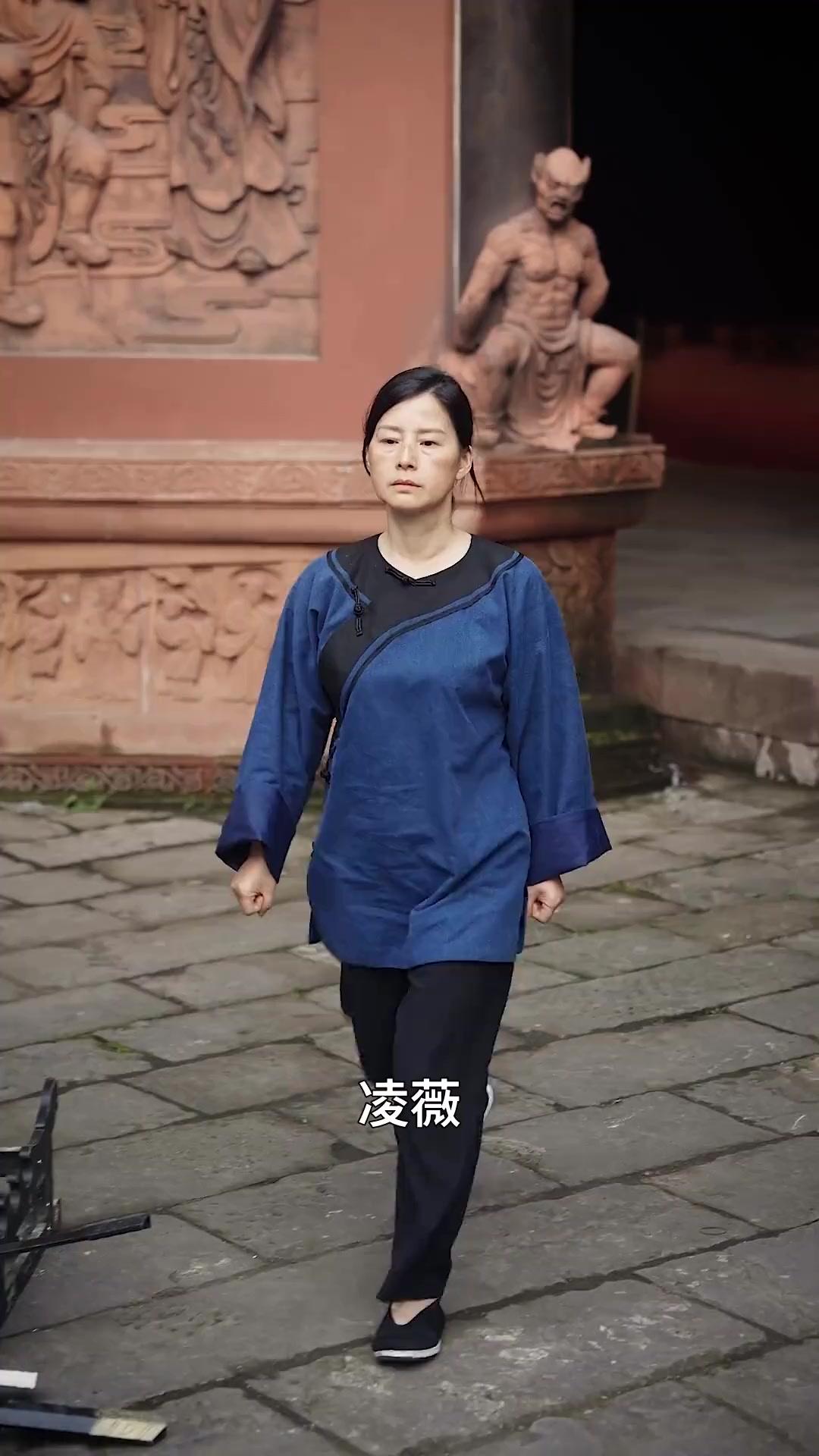 吾家有女鎮河山