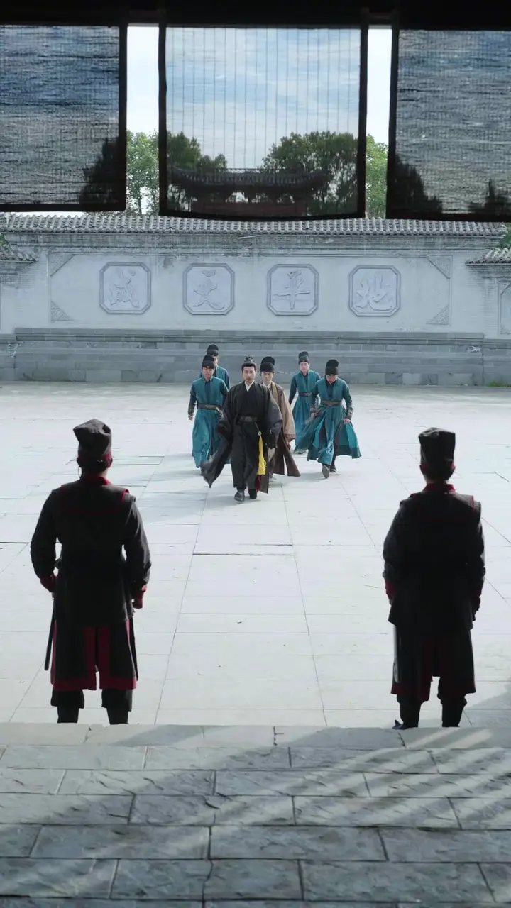 I, the Emperor, Tolerated You Because of Her! Episode 36
