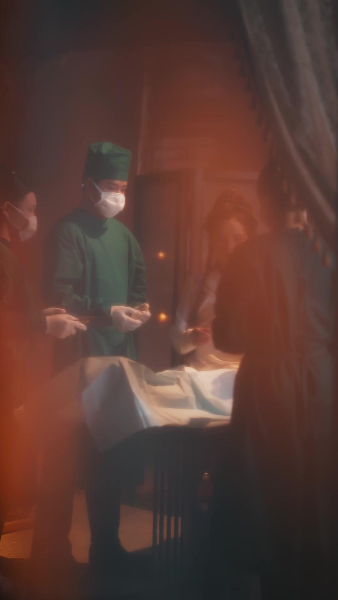 Modern Surgeon? Royal Doc!
