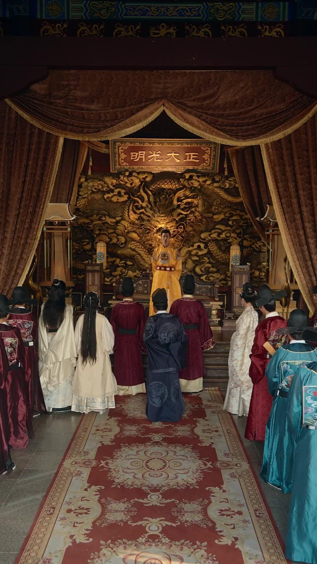 下僕皇帝