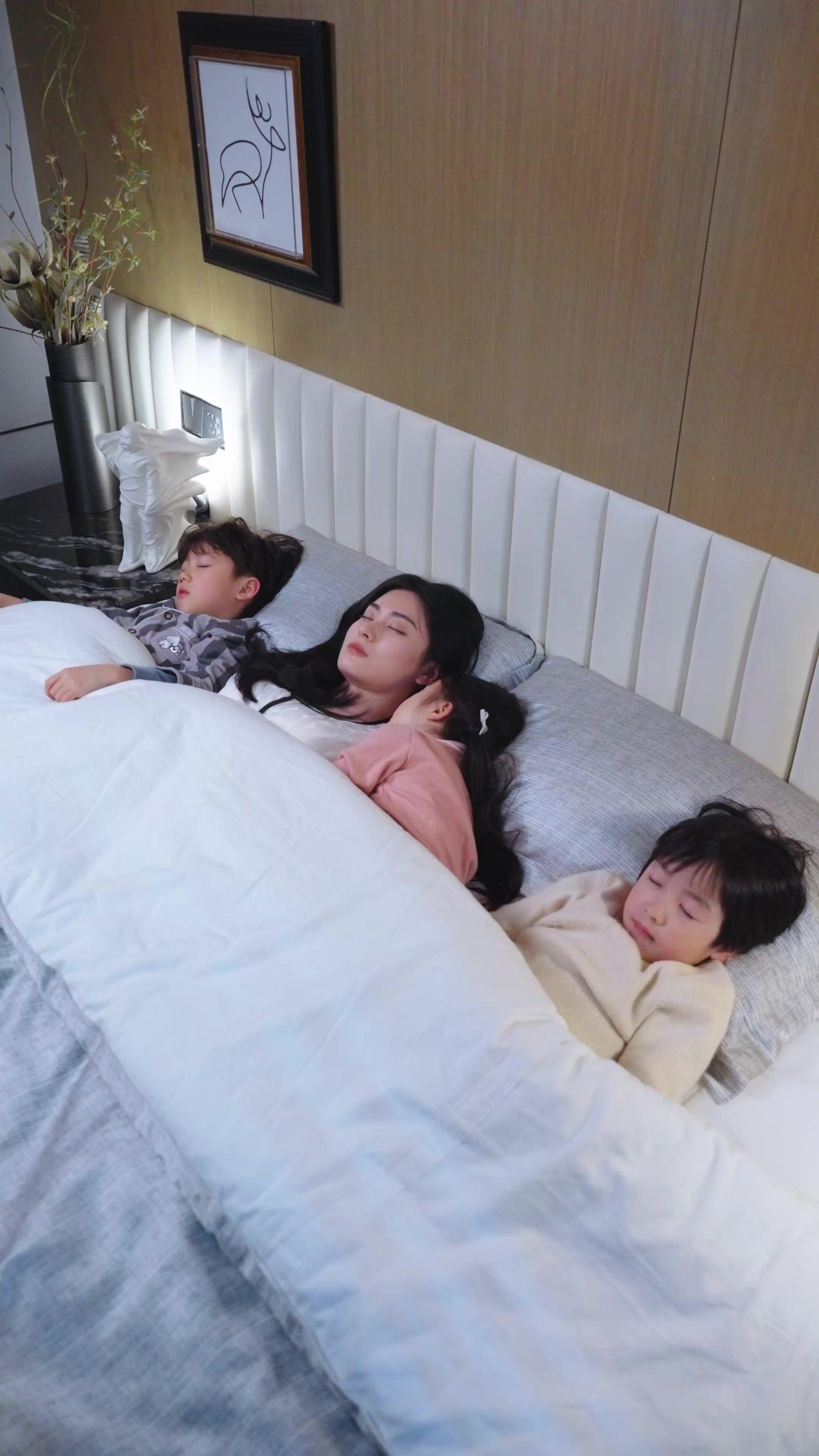 Tres Pequeños Cupidos