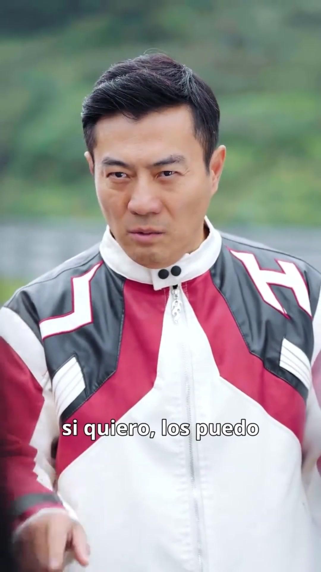 (Doblado) Este chofer es imparable