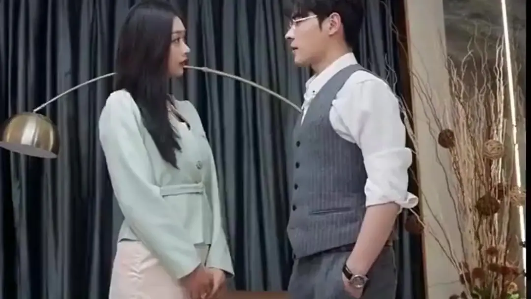 Engagement Off, Now He’s Proposing? The Silent Tug-of-War in 'The Thorne Contract'