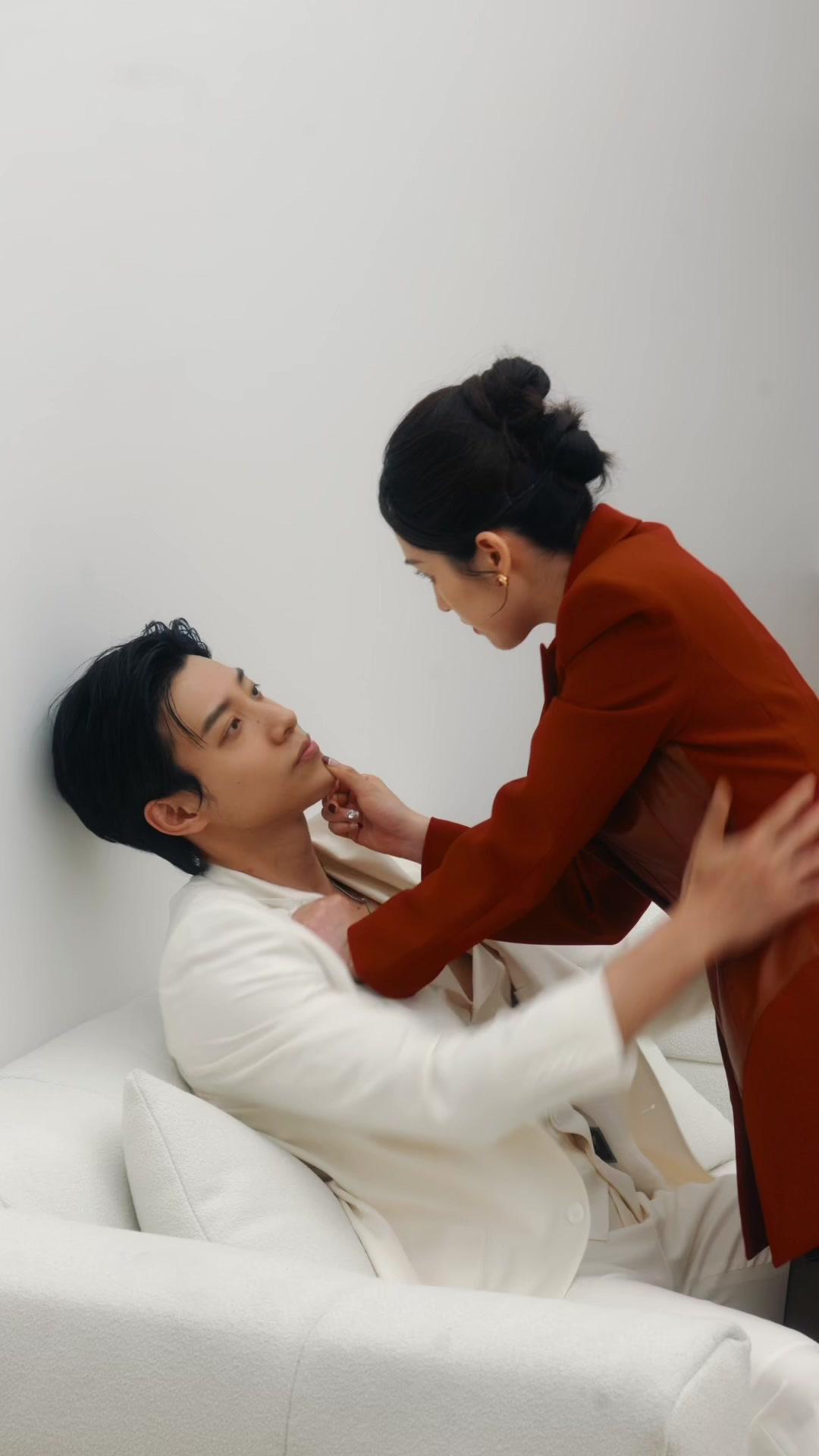화려한 목줄