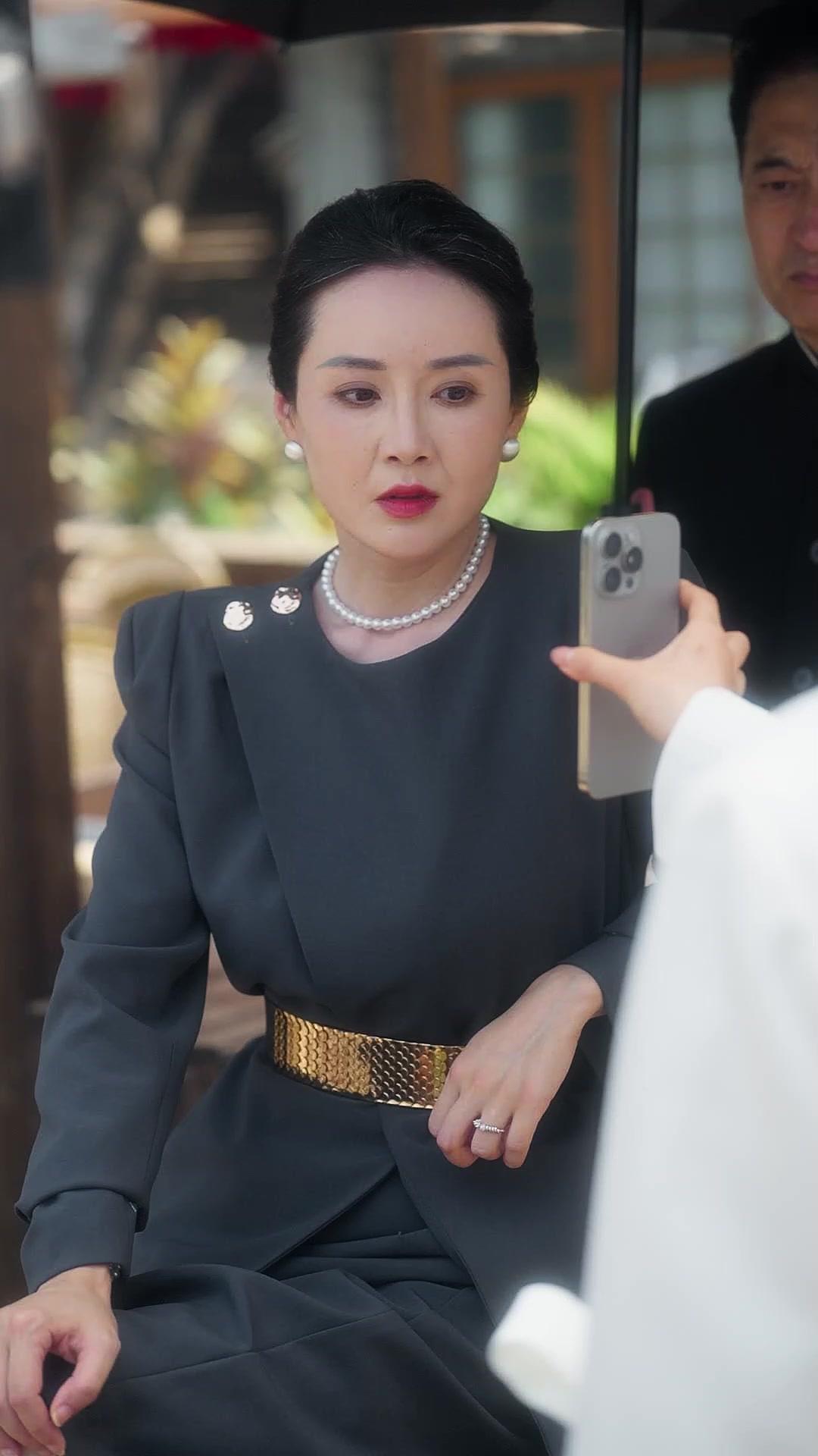 担任の先生、ママの恋人だった！