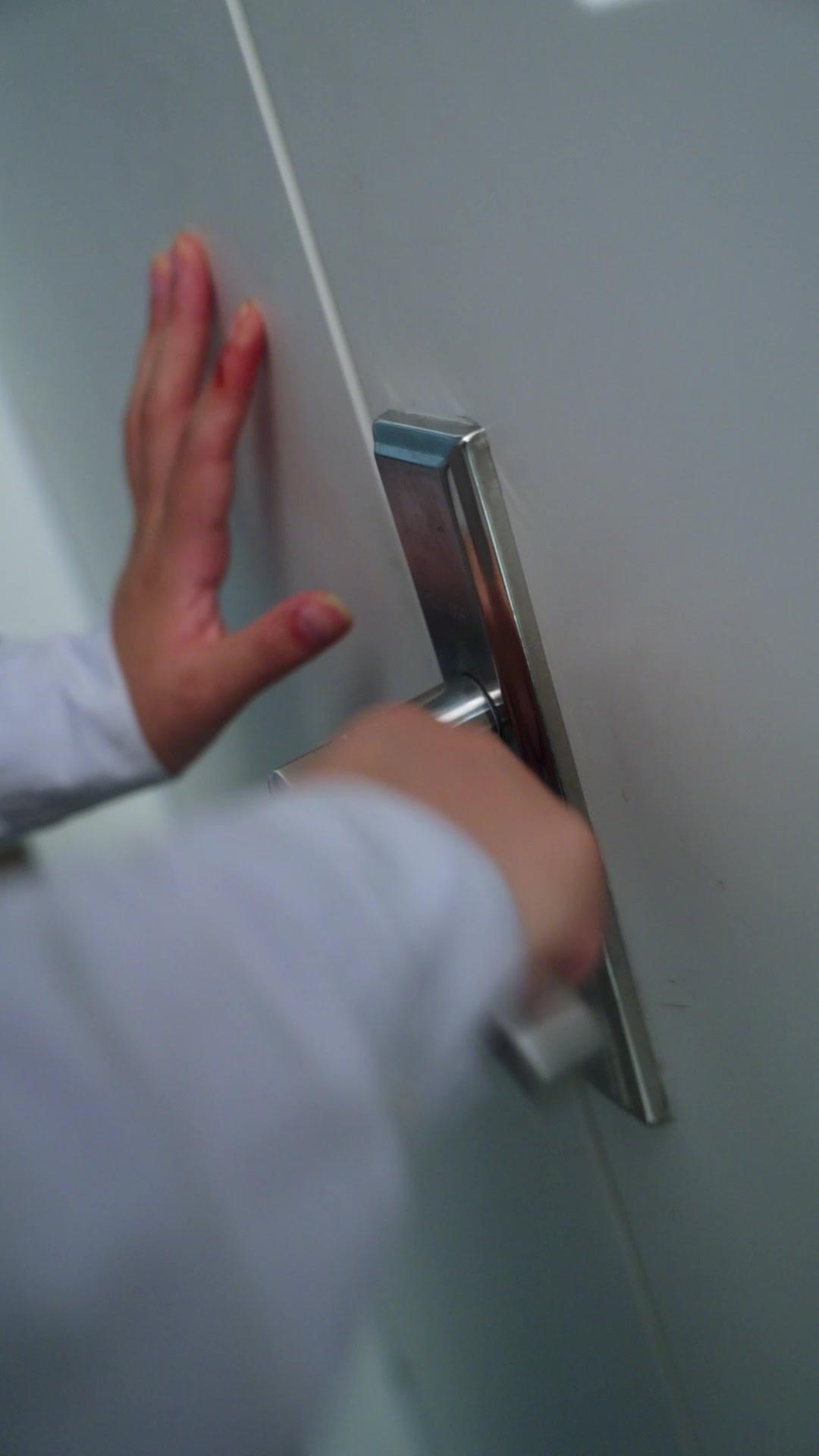 捨て娘の復讐～全国一位が審判を下す～