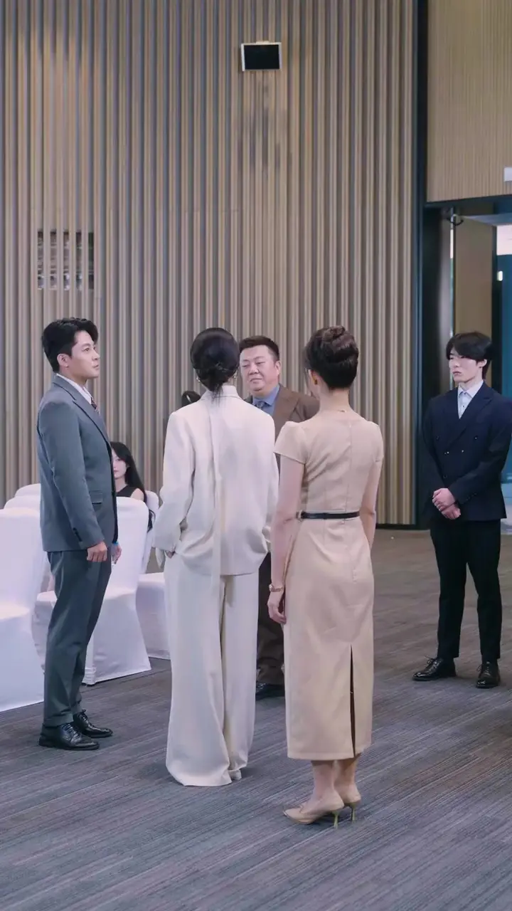 Blood Ties, Broken Lies Episode 52