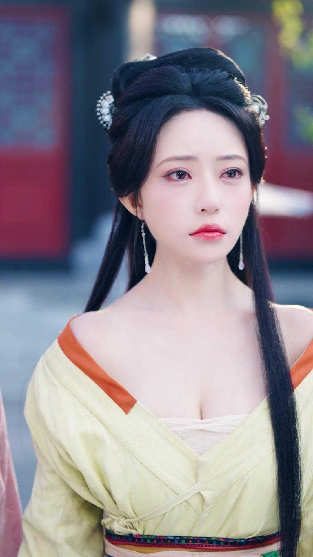 Diberkati Tiga Dewi