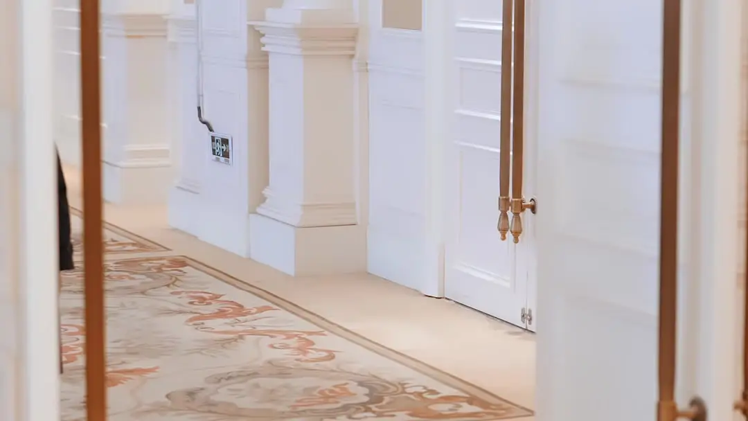 Hey! I Was Their Savior, Not Their Maid! The Moment the Facade Cracked