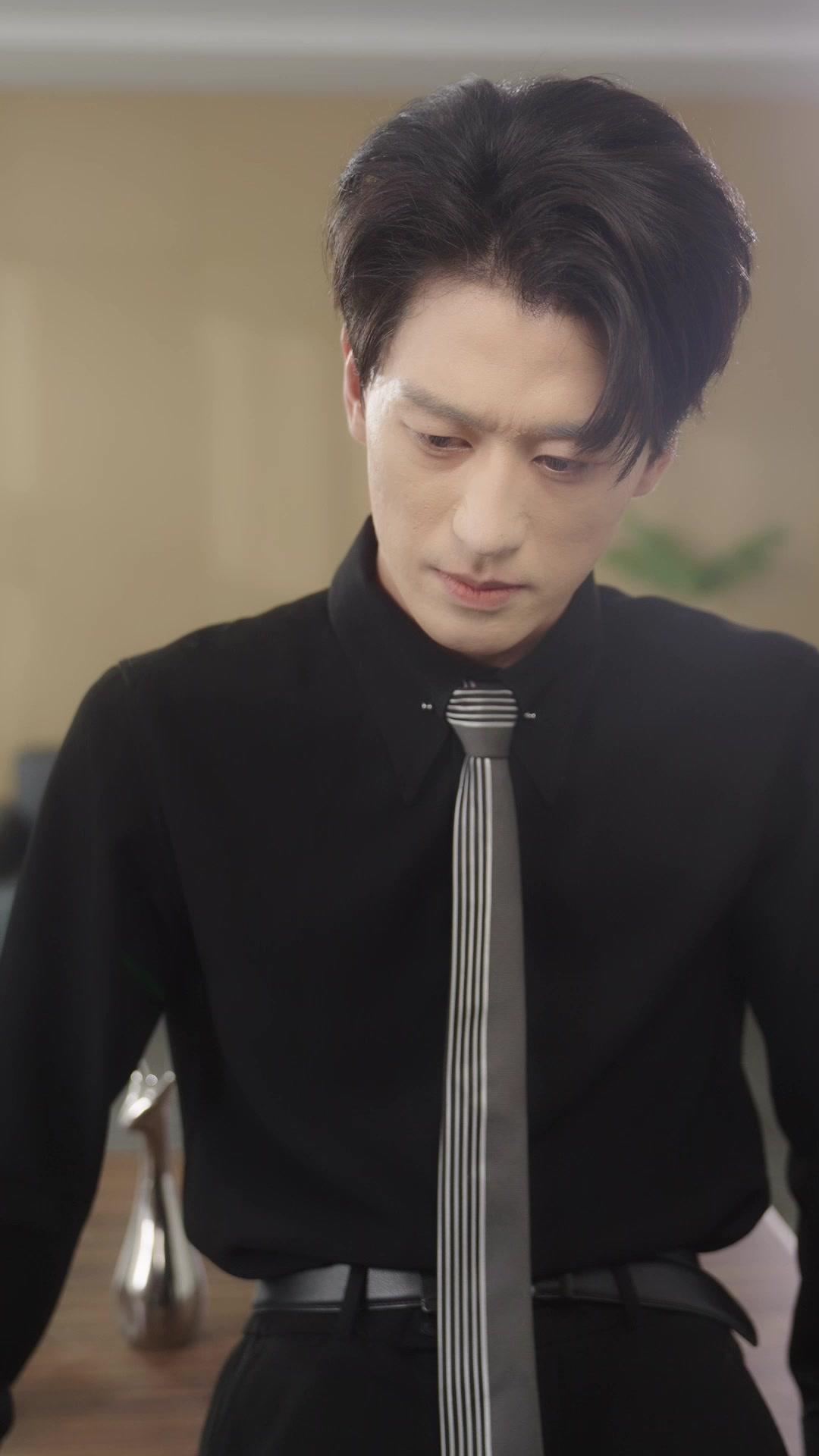CONQUÊTE MASQUÉE