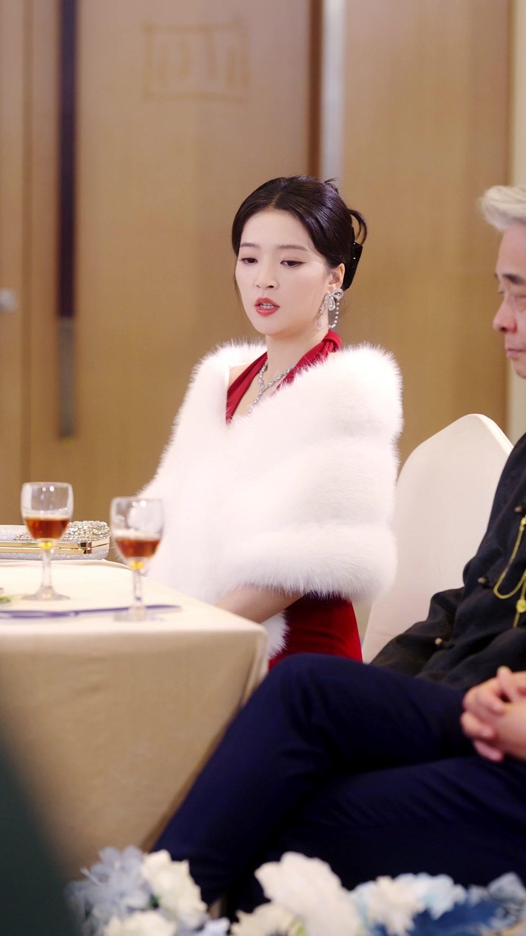 Taklukkan CEO Cantik yang Dingin