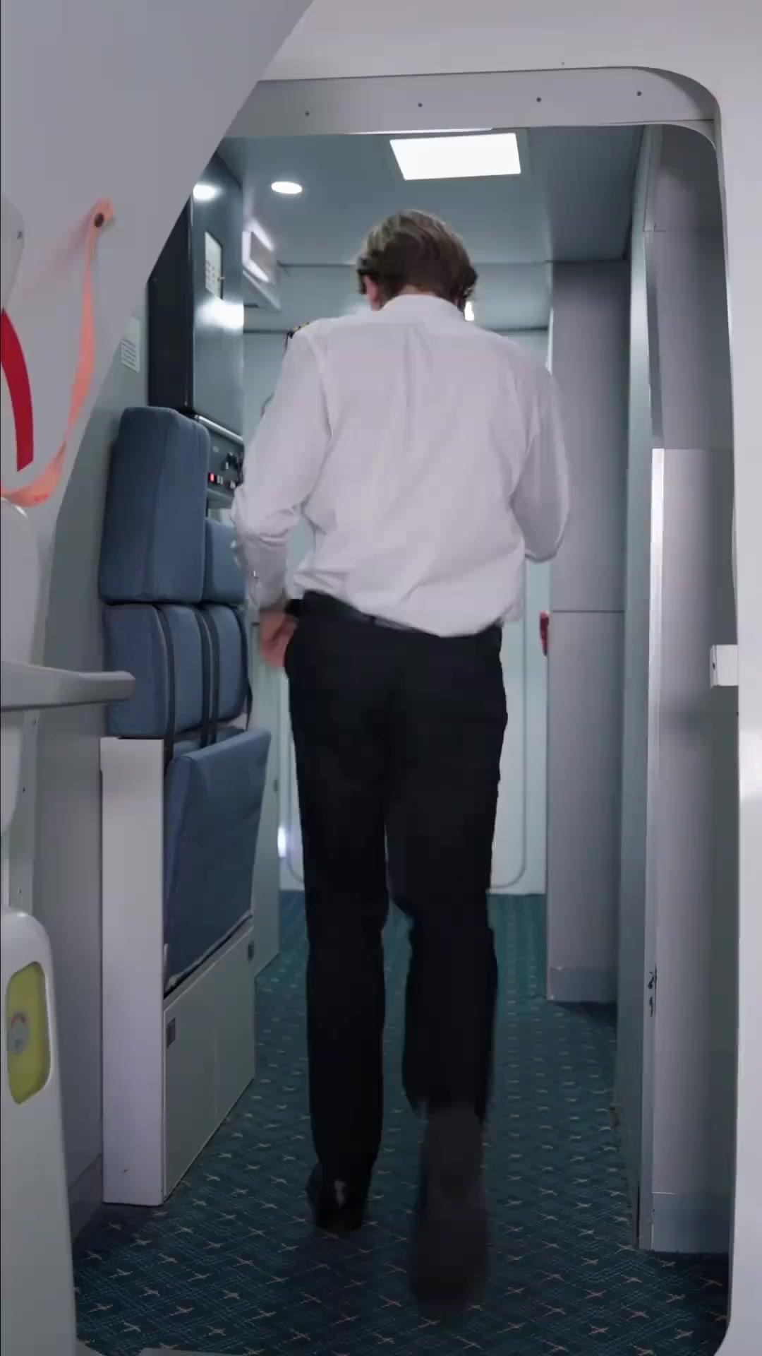 (Synchro)Privatjet-Drama: Erbin oder Impostorin?