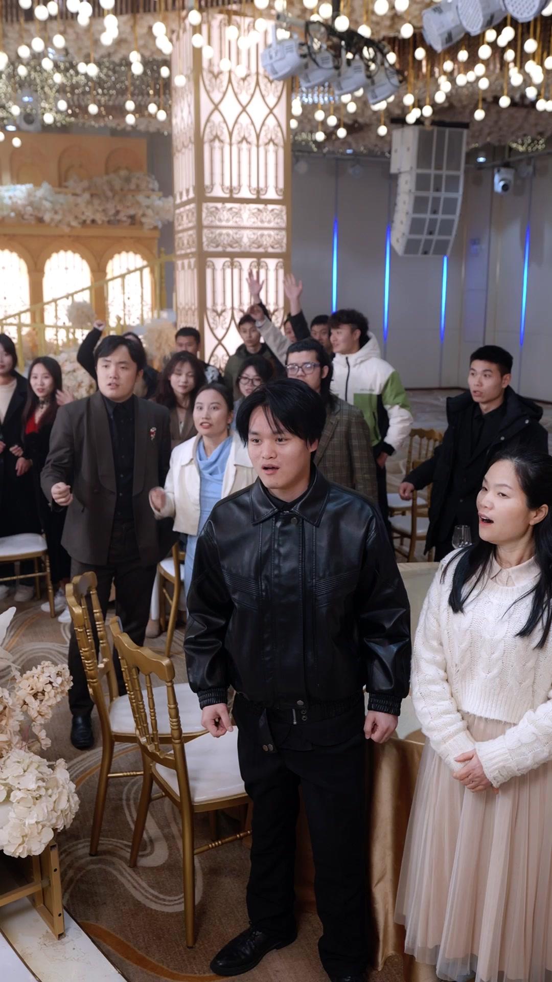 Plot Twist! Dump Him at the Altar