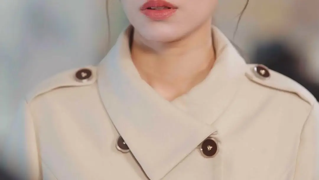 내 인생의 청산: 빨간 상자 속 숨겨진 진실과 그녀의 미소