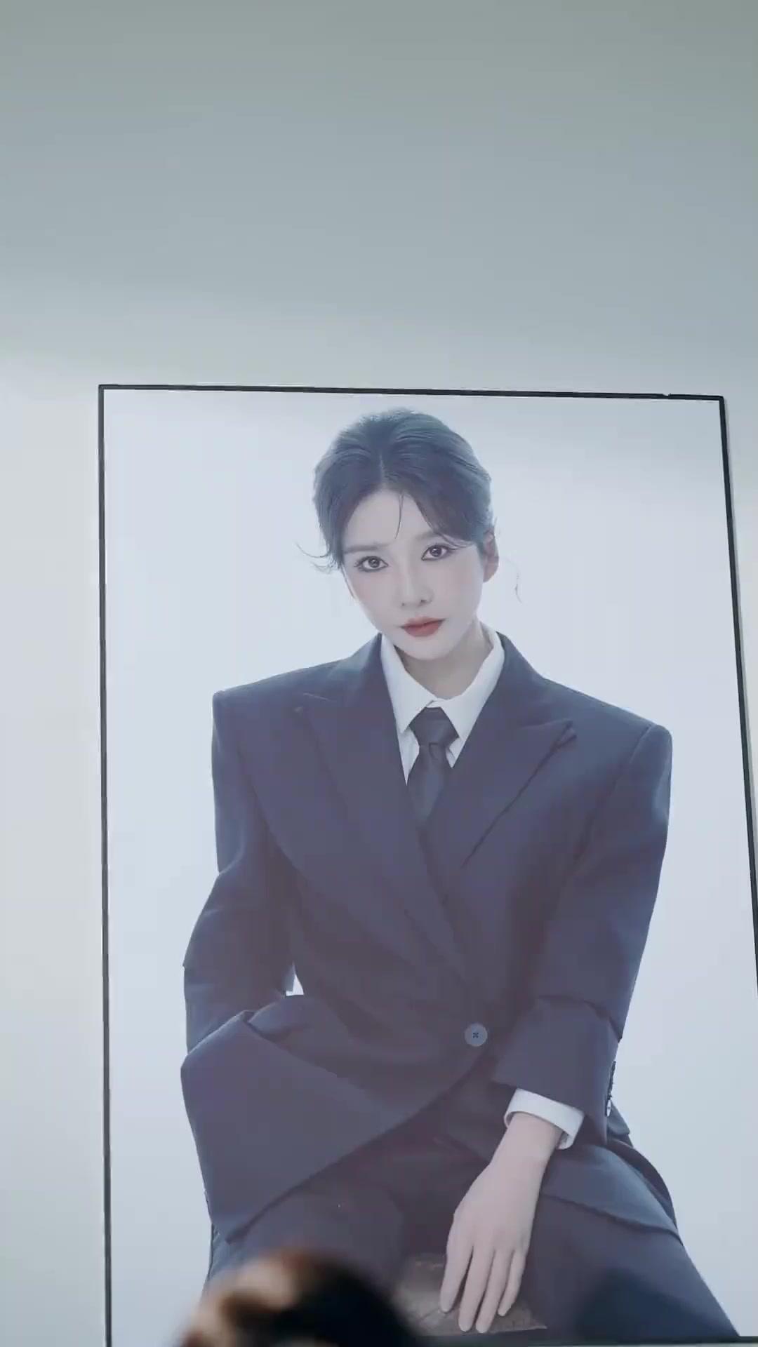 언니의 유산은 내가 "차지한다"