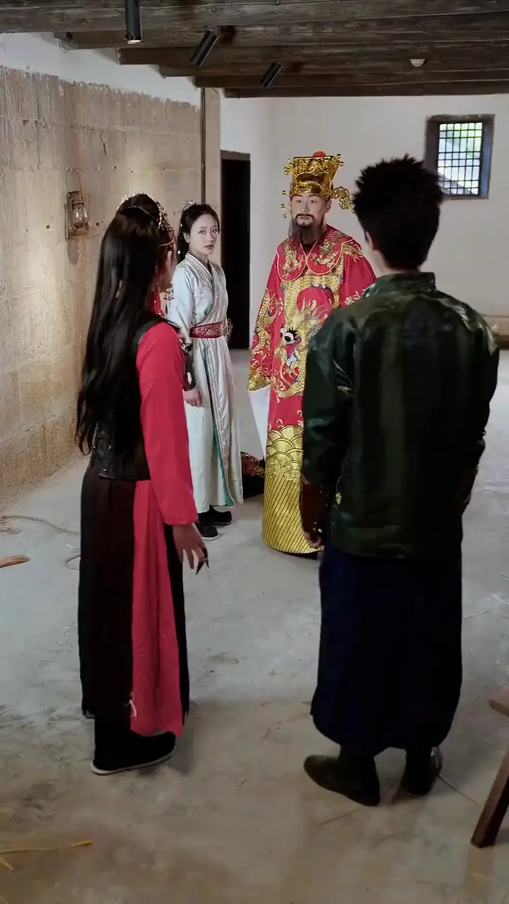 (Dubbed)God in Baby: Tears First, Blood Later Episode 51